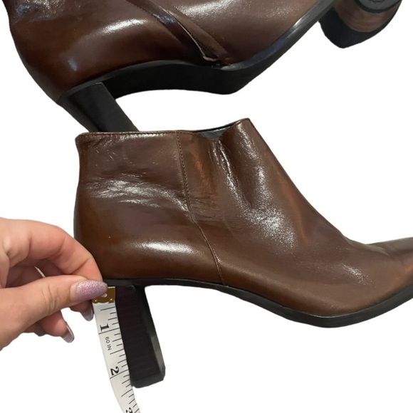 Etienne Aigner Brown Vintage Boots - Picture 6 of 8